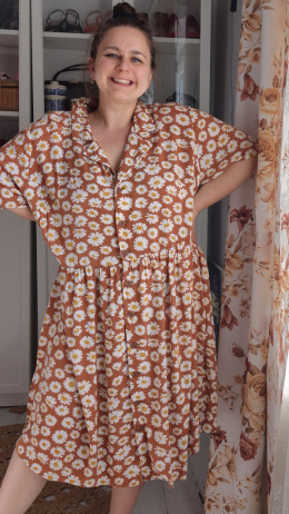 [2XL/3XL] Szmizjerka w stokrotki wiskoza MONKI