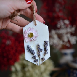 2w1 Zawieszka zapachowa sojowa/wosk Zielona Herbata zapakowana na prezent Sara&Koko