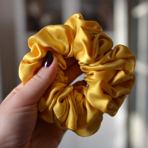 Jedwab MAXI gumka upcykling scrunchie KANAREK